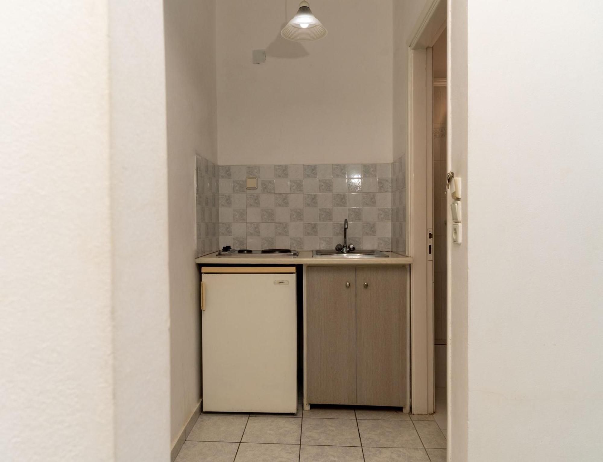 Standard Studios - Epsilon Tsilivi Planos  Bagian luar foto